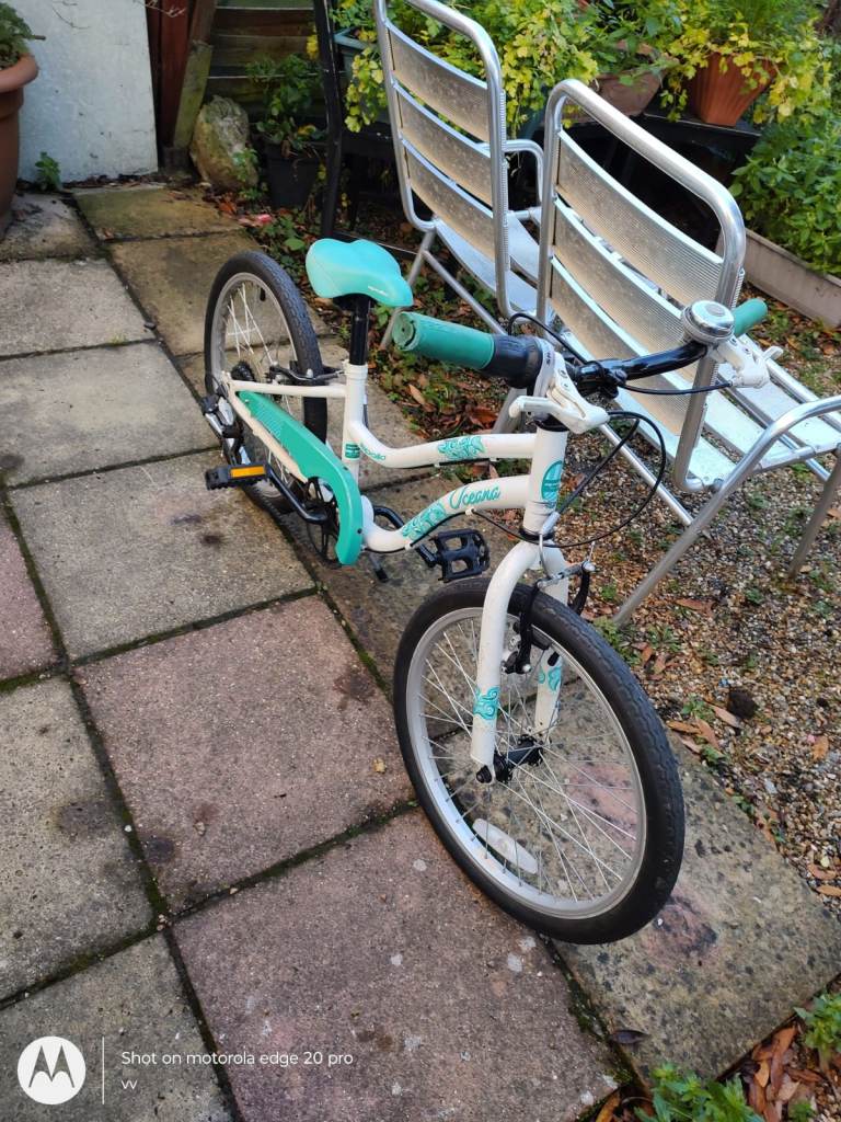 oceania girls bike