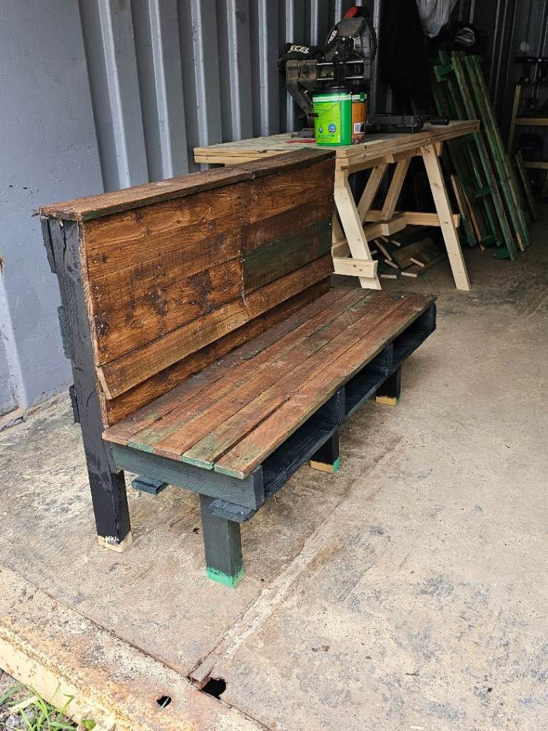 Hand made rustic gardem bench