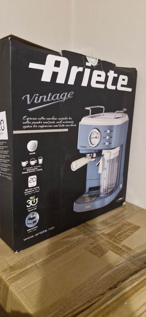 Brand new coffee machine