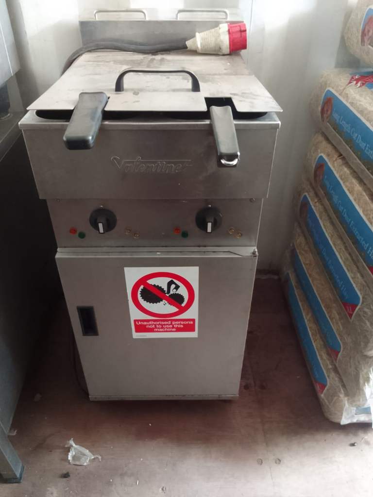 Catering equipment Valentine fryer polar fridge Rationale Ovens restaurant trailer pub cafe 