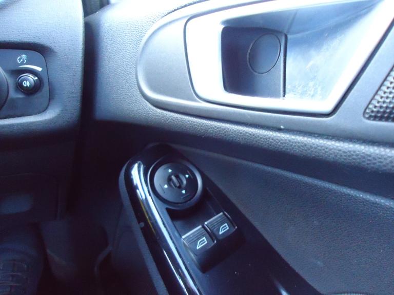 FORD FIESTA 1.5 TDCi Zetec 2015