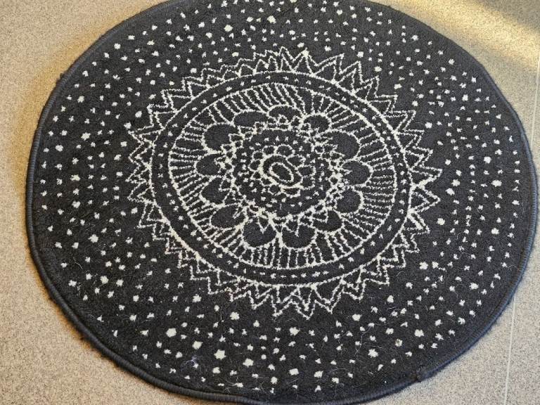 Ikea Black Circular Rug £10