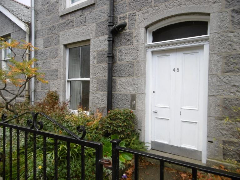 1 bedroom flat in Skene Terrace, City Centre, Aberdeen, AB10 1RN
