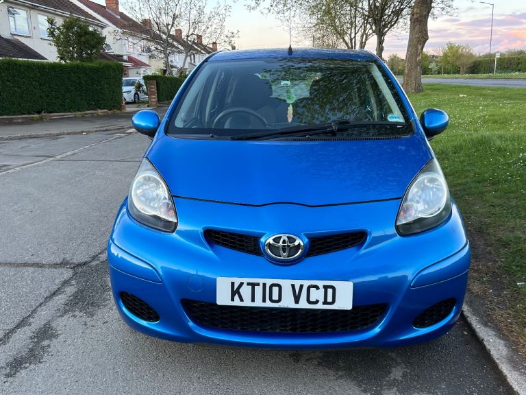 Toyota, AYGO, Hatchback, 2010, Manual, 998 (cc), 5 doors