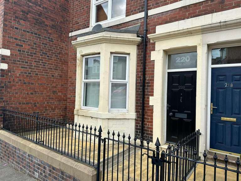 🏡 WHITEHALL ROAD – GATESHEAD – REFURBISHED GROUND FLOOR 1-BED FLAT TO LET – UC WELCOME – NO BOND