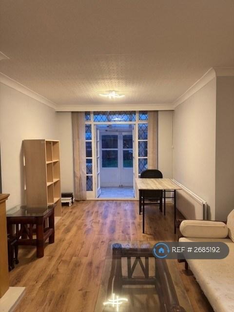 3 bedroom house in Gleneagles Road, Coventry, CV2 (3 bed) (#2685192)