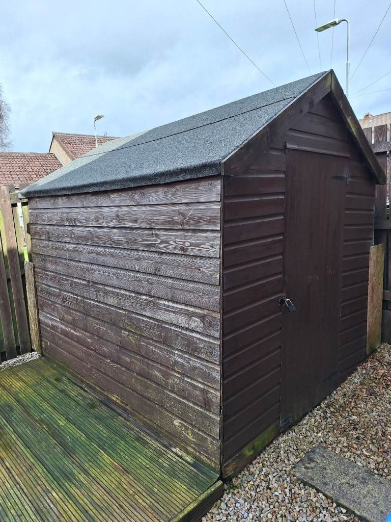 Wooden Garden Shed – Well Used but Functional