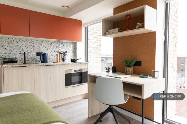 Studio flat in John Street, Glasgow, G1 (#2918186)