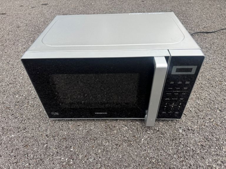 microwawe in very good condition