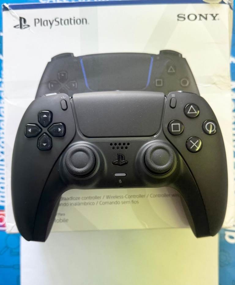 PS5 Wireless Black Controller – Like New