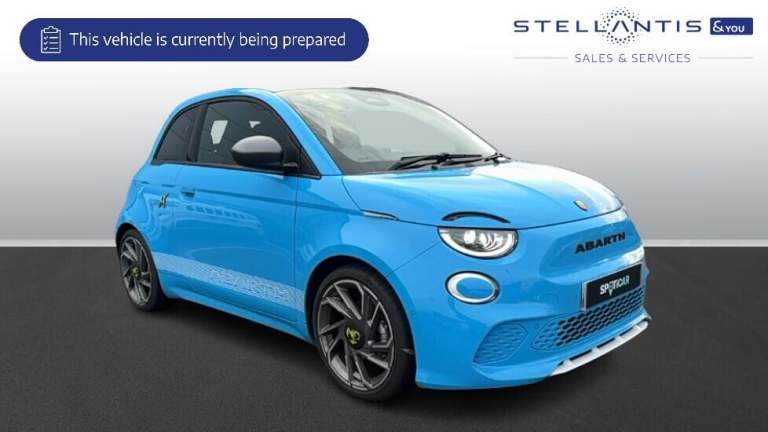 2024 Abarth 500 114kW 42.2kWh 2dr Auto CONVERTIBLE ELECTRIC Automatic