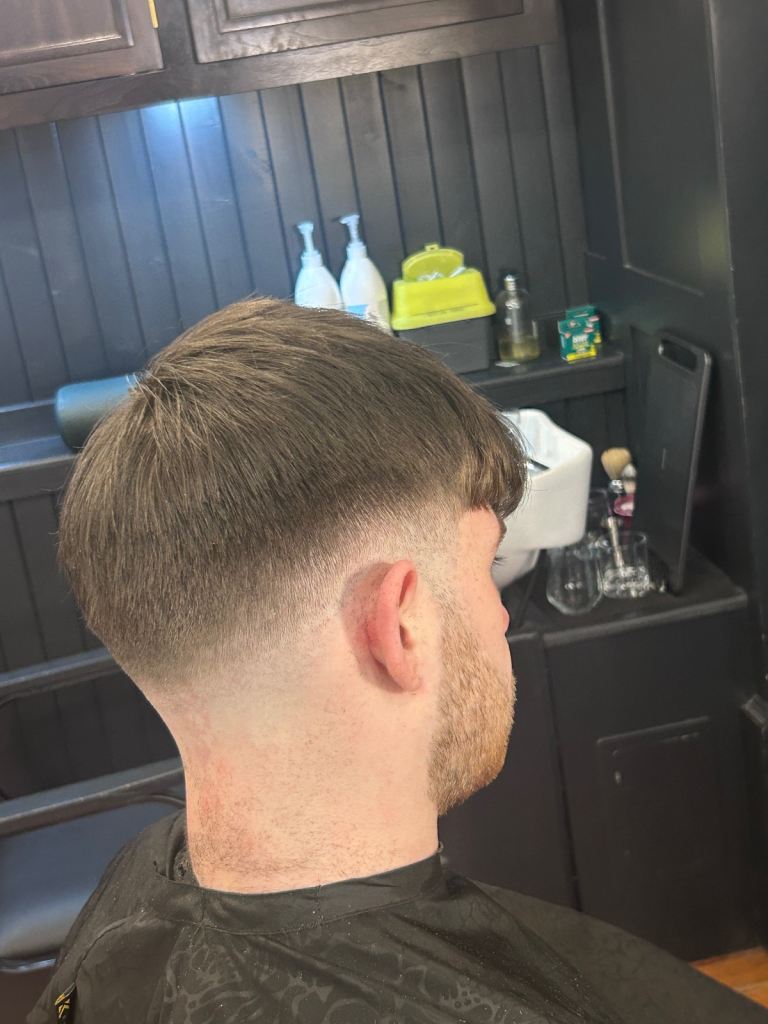 £10 JUNIOR HAIRCUTS IN BUSY CITY CENTRE SHOP