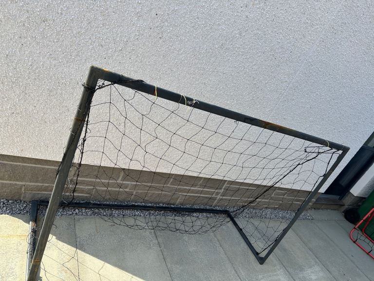 Football goals 