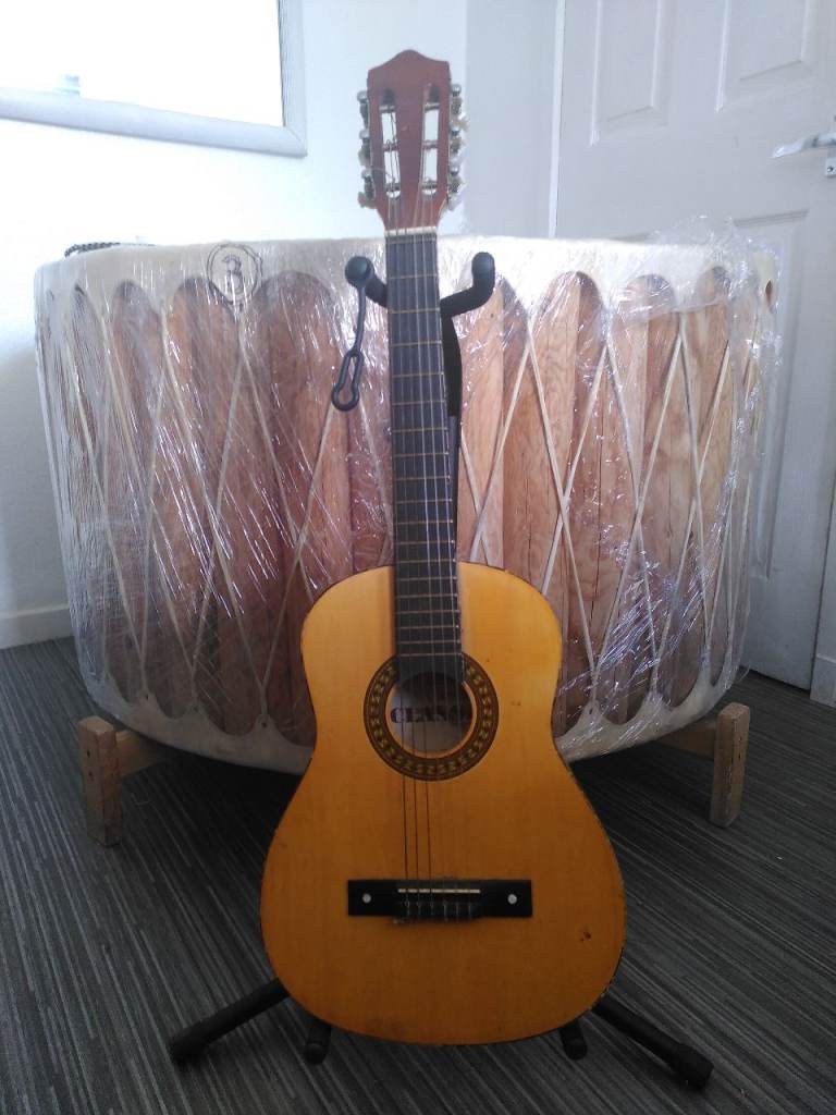 Encore ENC14NT Acoustic Guitar – Good Condition