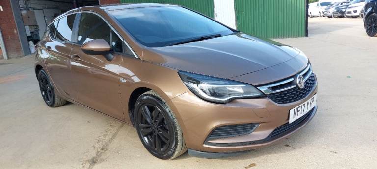 Vauxhall, ASTRA, Hatchback, 2017, Manual, 1598 (cc), 5 doors