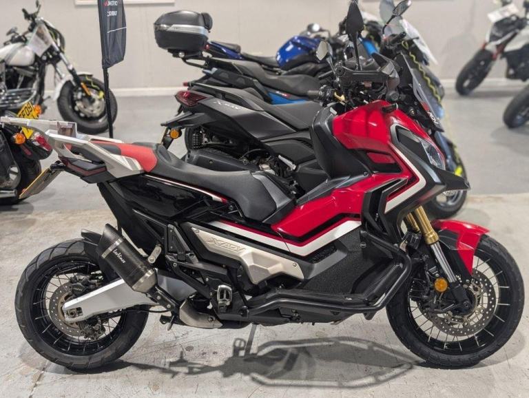 HONDA X-ADV 750 2017- DCT AUTOMATIC - EXTRAS - LOVELY BIKE.