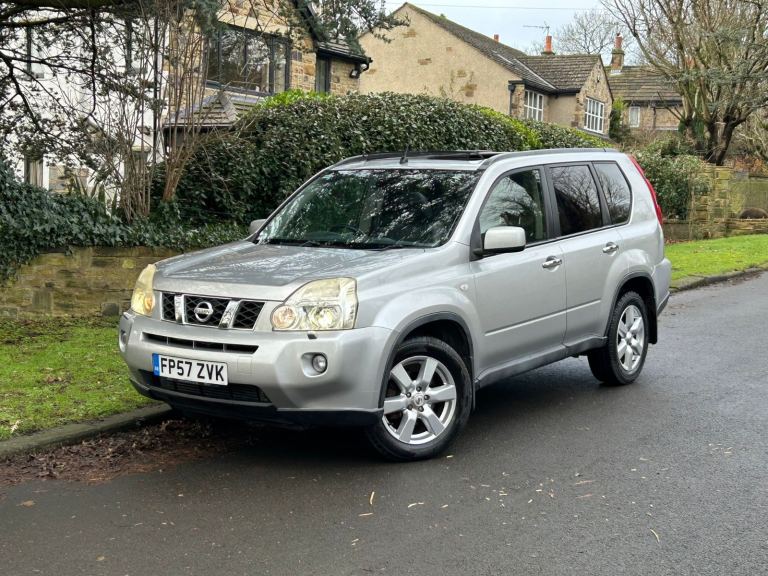 NISSAN X TRAIL AVENTURA EXPLORER AUTOMATIC FULL SERVICE HISTORY