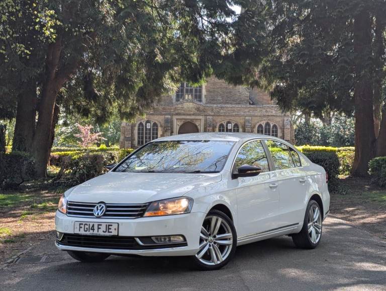 Volkswagen, PASSAT, Saloon, 2014, Manual, 1598 (cc), 4 doors