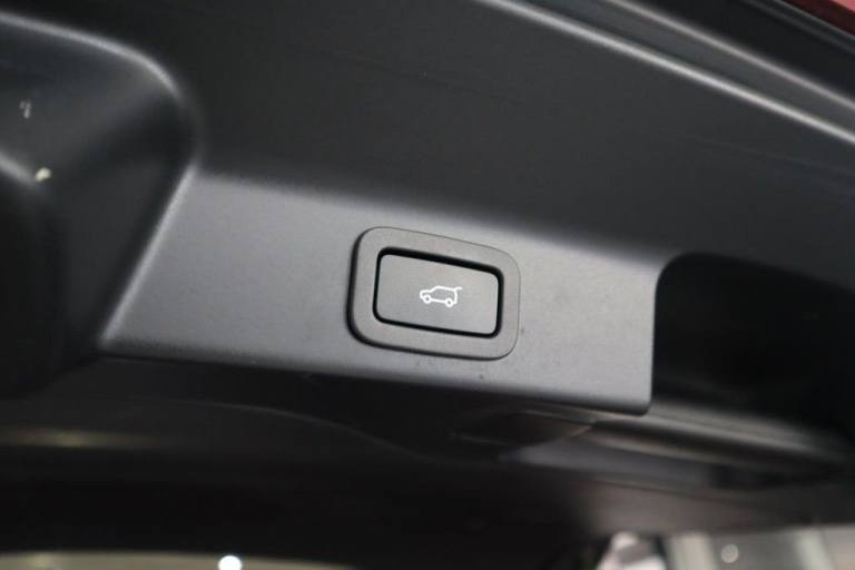 2019 19 JAGUAR F-PACE 2.0 D180 R-SPORT SUV 5DR DIESEL AUTO AWD EURO 6 (S/S) (180