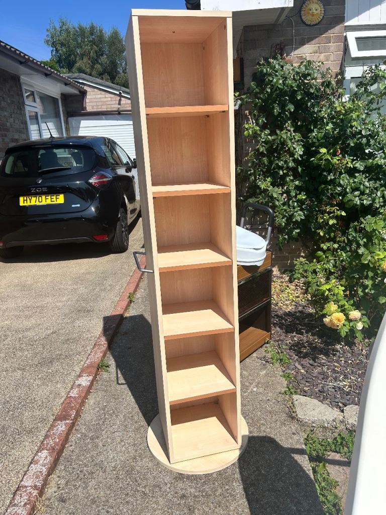 Turning Cabinet