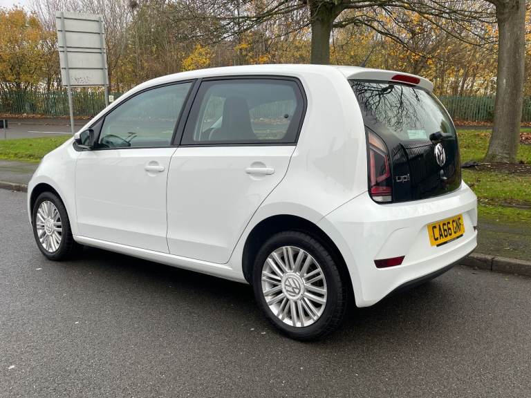 Volkswagen, UP, Hatchback, 2016, Manual, 999 (cc), 5 doors