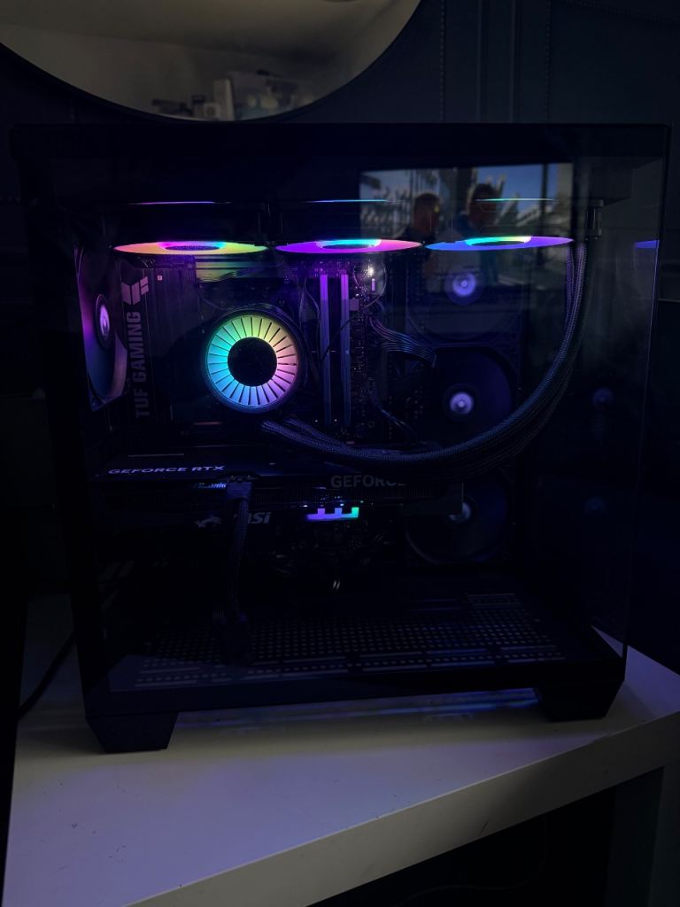 MSI Gaming PC Setup with 4K Monitor – Excellent Condition