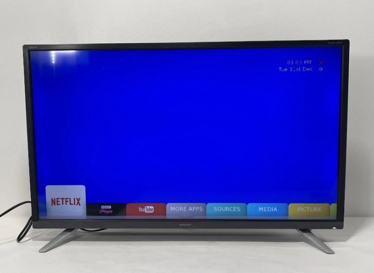 Sharp 32” Smart Tv 
