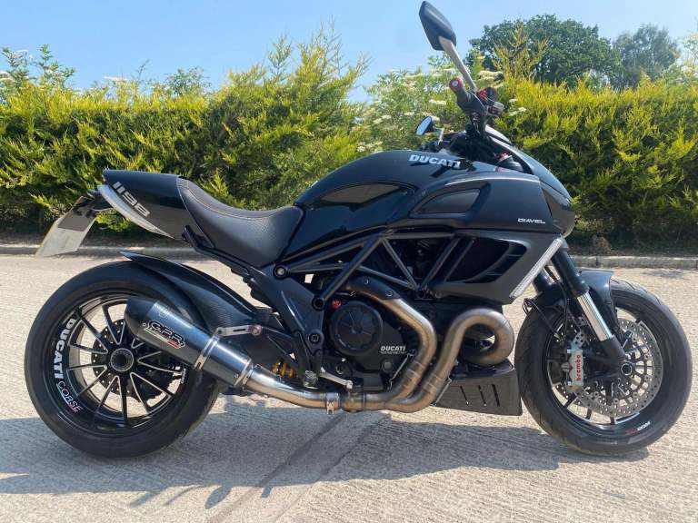 2011 11 DUCATI DIAVEL 1198 BLACK PERFORMANCE CRUISER NEW MOT 10k MILES MINT