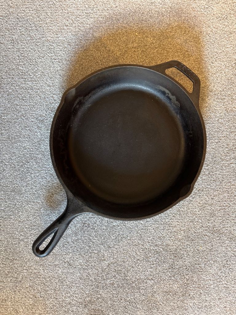 Lodge Cast Iron Skillet 26cm