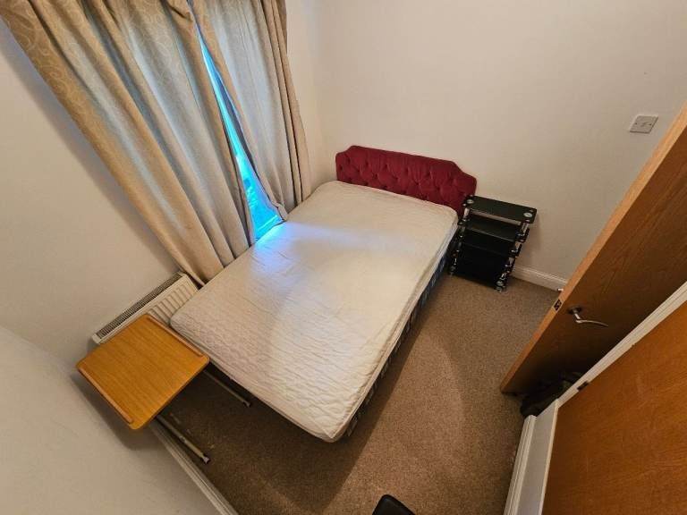 💙Double Room Putney SW15 (Upper)Available now
