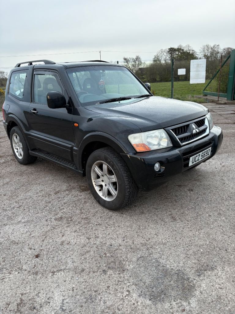 Mitsubishi shogun 2003