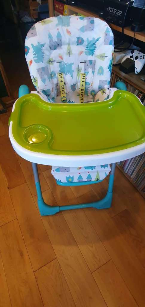 Cosatto  'Noodle' Highchair from birth 0 years 
