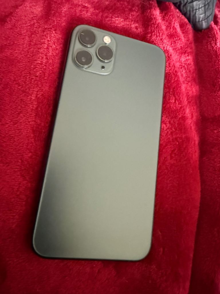 Apple iPhone 11 Pro – midnight green , Good Condition