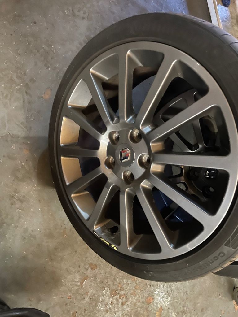 Renault Megane / Clio 18” alloy wheels and tyres 