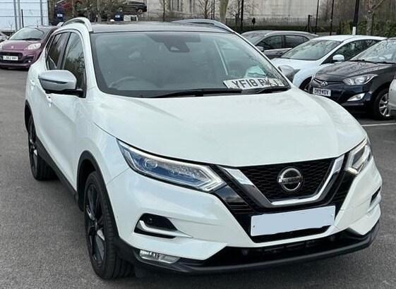 2018 Nissan Qashqai 1.6 dCi Tekna+ 5dr Xtronic ++ LEATHER / PANROOF / ULEZ / CARPLAY ++ HATCHBACK...