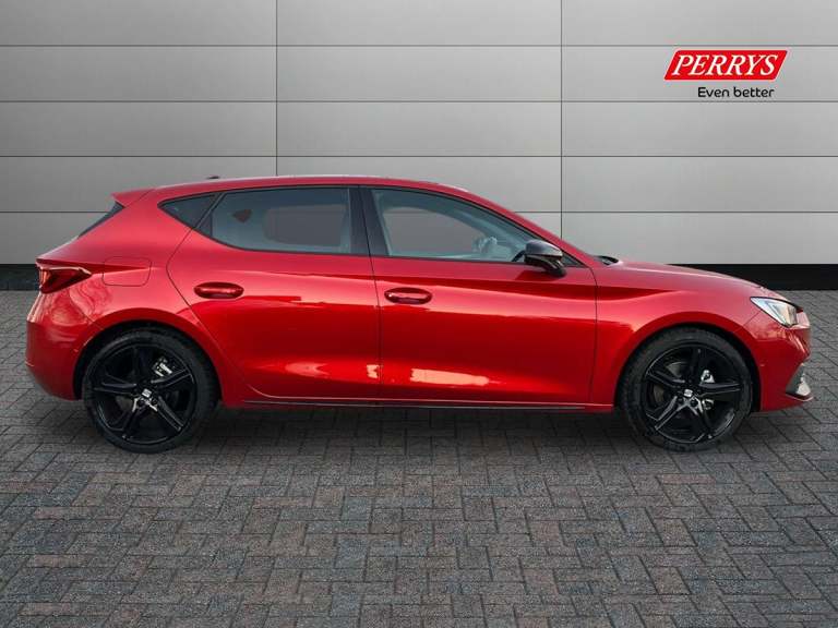 2025 SEAT Leon 1.5 TSI 150 FR Black Edition 5dr [DAP] Hatchback PETROL Manual