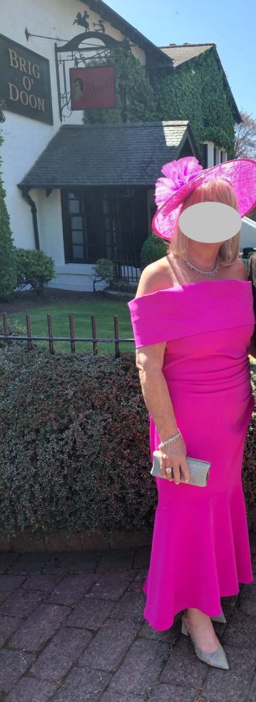 Price drop! Wedding guest outfit and hatinator