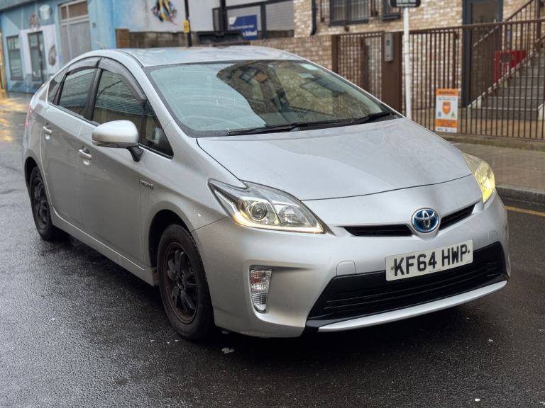 Toyota, PRIUS HYBRID, 2015, 1797 (cc)