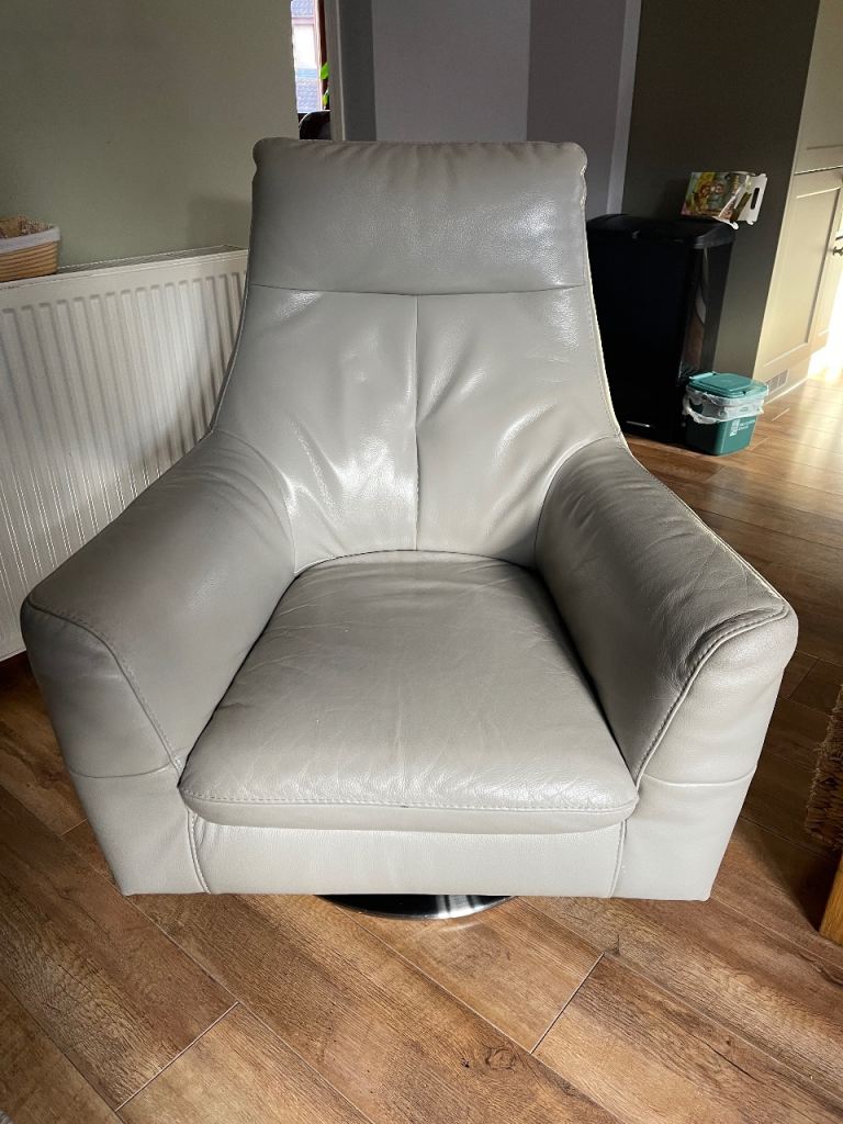 Leather Armchair 