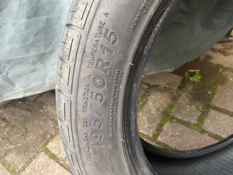 195/50/15 TYRE 