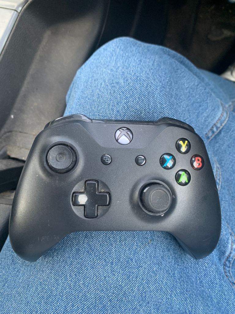 Xbox one wireless controller
