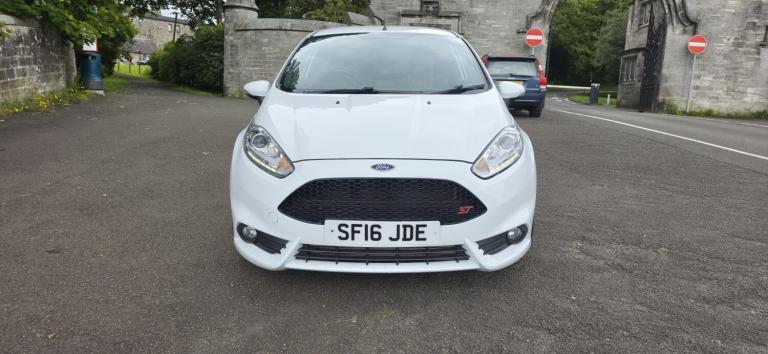 FORD FIESTA 1.6 T EcoBoost ST-2 2016