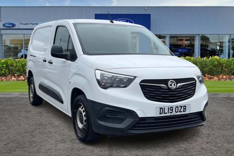 2019 Vauxhall Combo 2300 1.6 Turbo D 100ps H1 Edition Van PANEL VAN DIESEL Manual