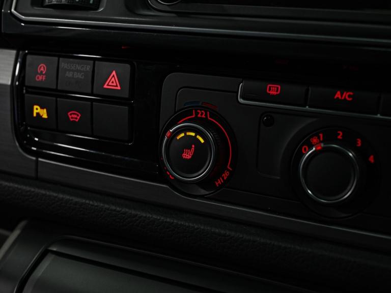 2018 Volkswagen Transporter 2.0 BiTDI BMT 204 Highline Kombi Van 4MOTION DSG WINDOW VAN DIESEL Au...