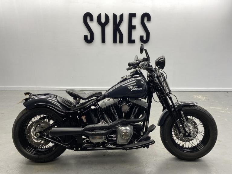 2008 Harley-Davidson FLSTSB Softail Crossbones in Dark Blue 