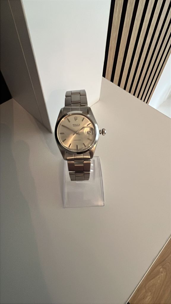 Rolex watch oyster date (6694)