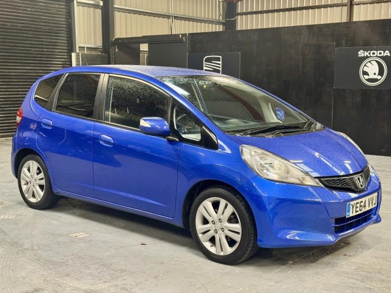 image for HONDA JAZZ 1.4 i-VTEC ES Plus 2014