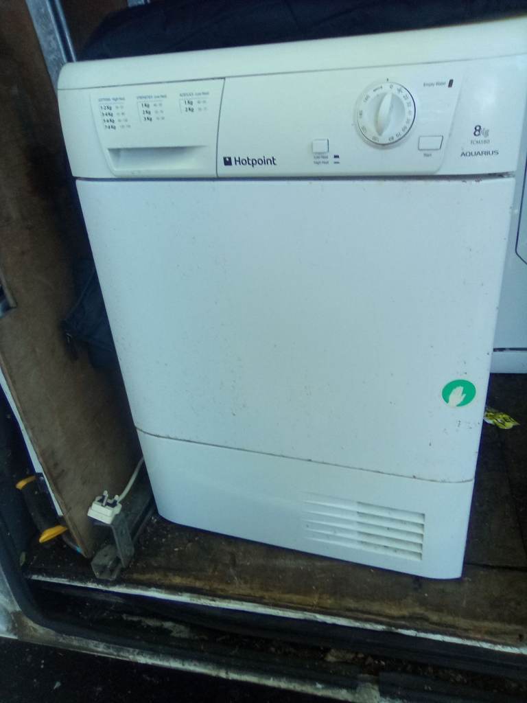 HOTPOINT 8KG CONDENSER DRYER 