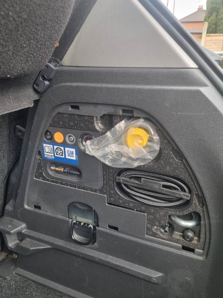 Vauxhall, CORSA, Hatchback, 2013, Manual, 1398 (cc), 5 doors