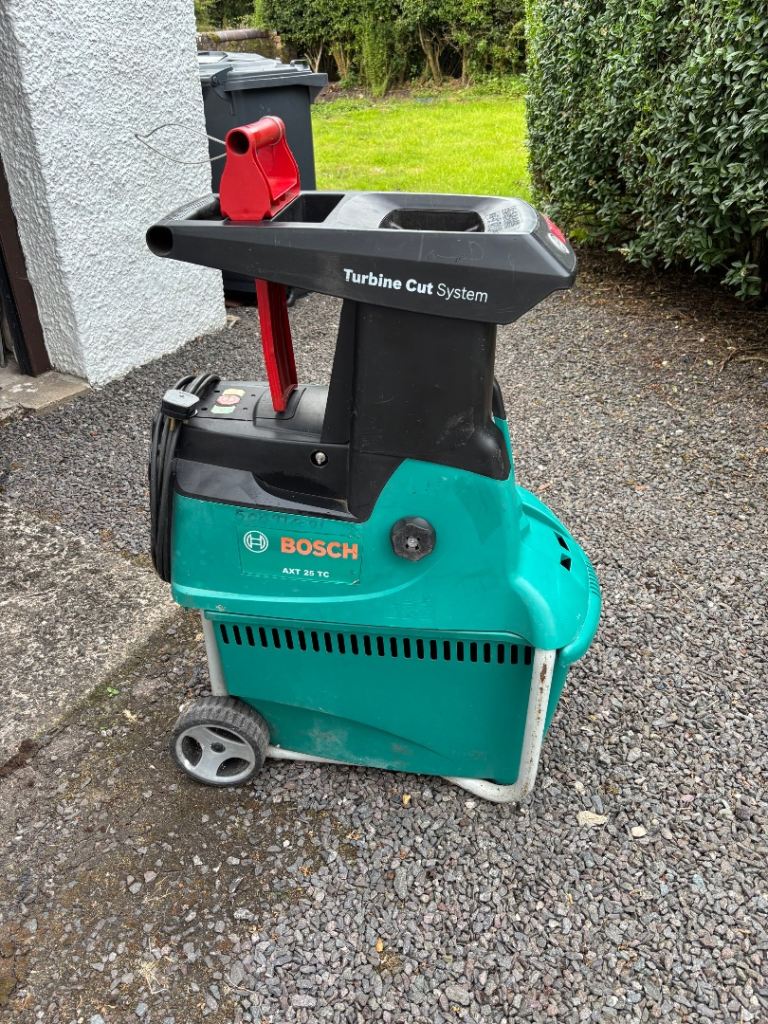 Bosch AXT 25 TC Turbine Cut System Garden Shredder – Good Condition